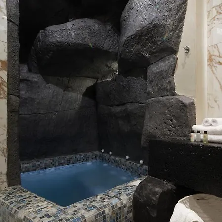 Endless Traditional Apartmán Fira (Santorini)
