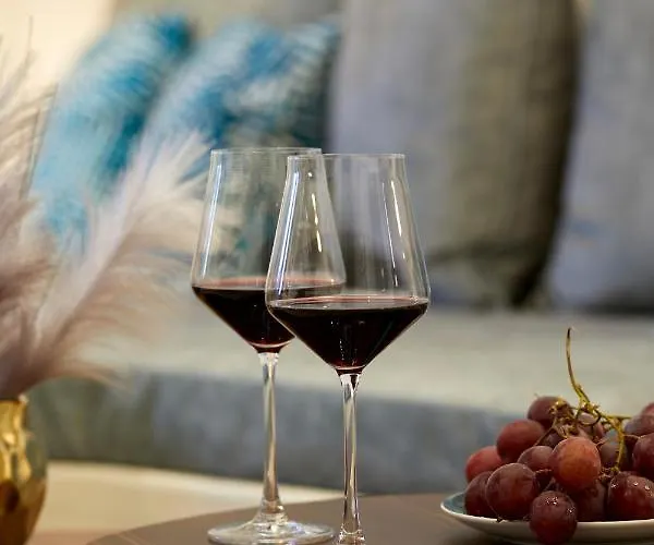 Endless Traditional Lägenhet