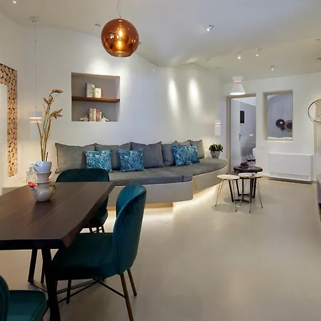 Endless Traditional 산토리니